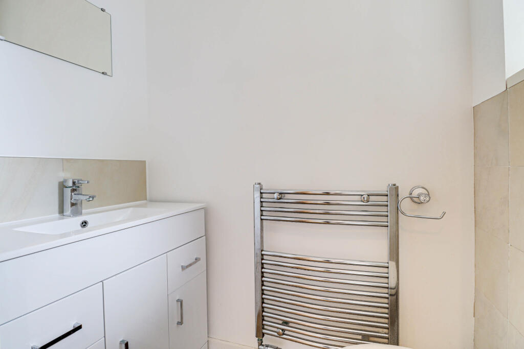 Additional image 13 of St. Lukes Place, Wellington Road, St. Albans, AL1