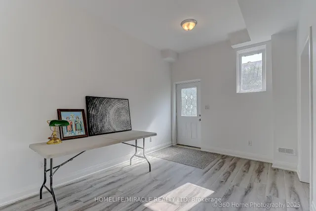 Additional image 20 of 688A Midland Ave