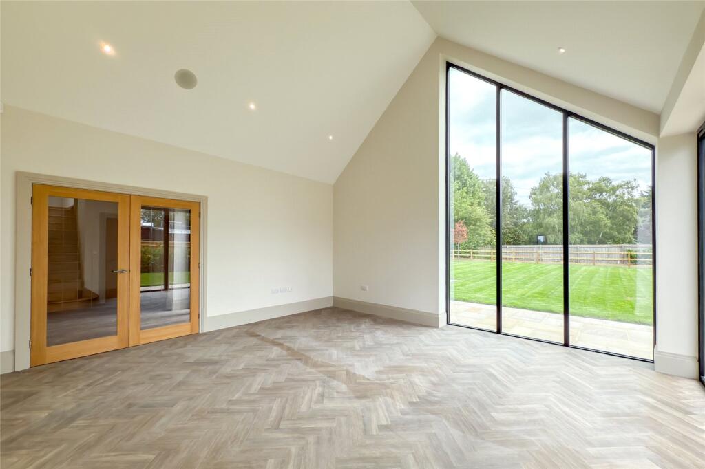 Additional image 9 of Poplars House, Kennel Lane, Kinsbourne Green, Harpenden, Hertfordshire, AL5