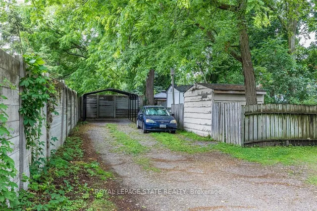 Additional image 42 of 132 Park St