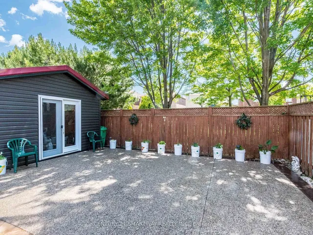 Additional image 49 of 38 Bottlebrush Dr