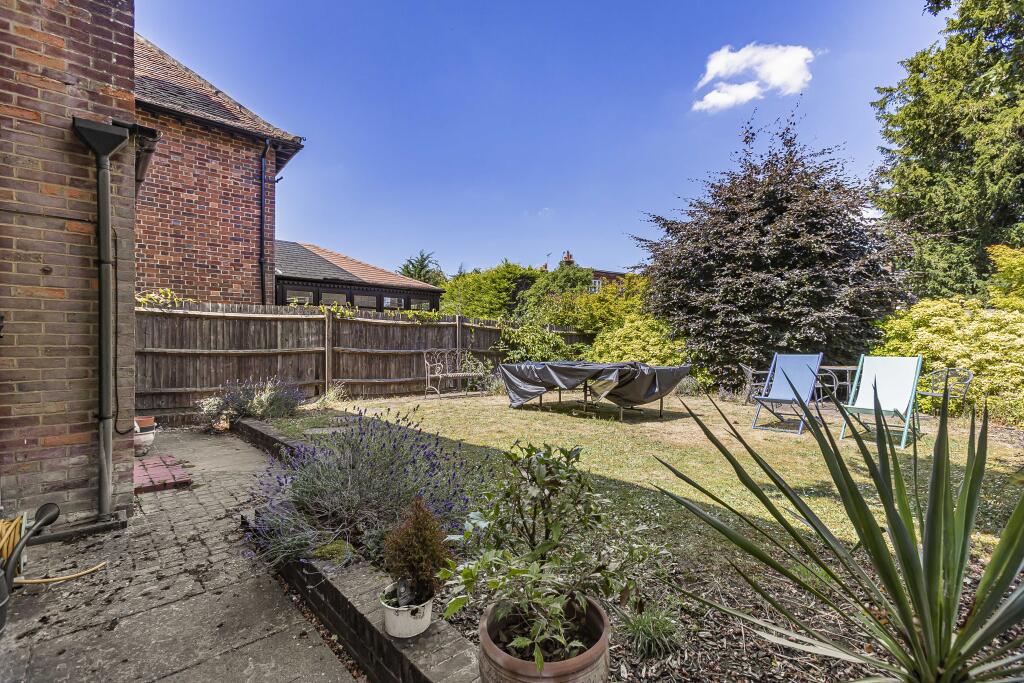 Additional image 4 of St Peters Close, St Albans, AL1