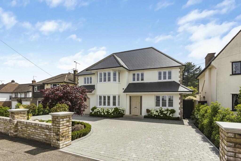 Additional image 32 of The Grove, Brookmans Park , Herts