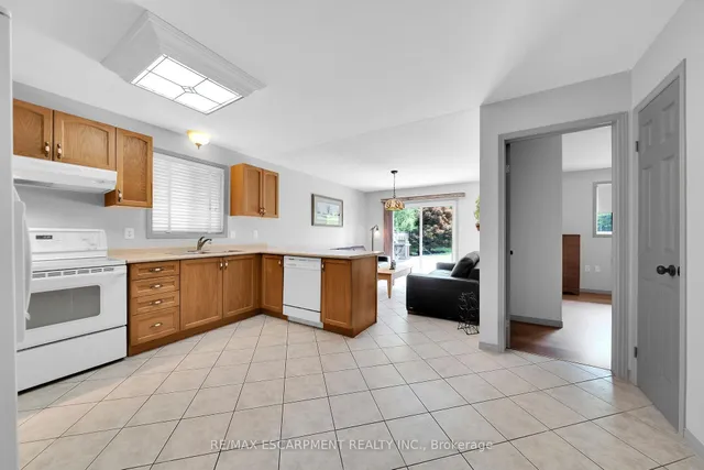 房产图片 7 - 67 Jeremy St