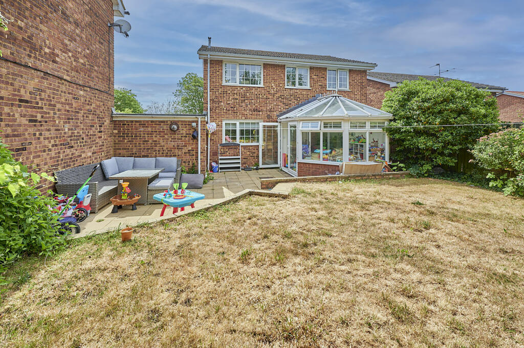 Additional image 11 of Flavian Close, St Albans, Herts, AL3