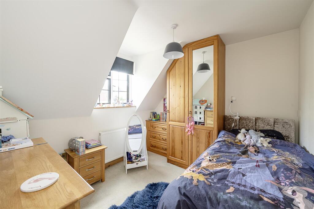 Additional image 9 of Breadcroft Lane, Harpenden