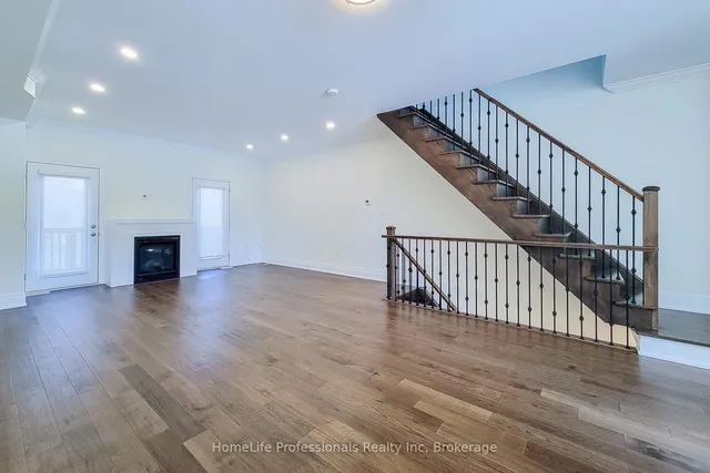 Additional image 22 of 111 Wilson St Unit 7