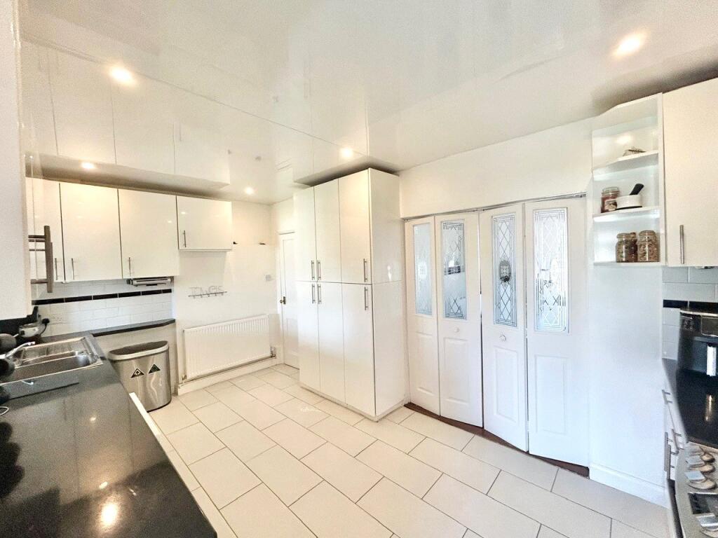 Additional image 7 of The Crescent, Queslett Road, Birmingham, West Midlands, B43