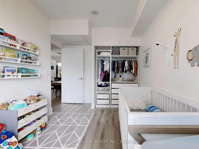 Additional image 23 of 25 Broadway Ave Unit 2004