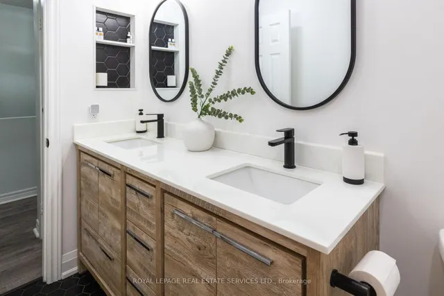 Additional image 7 of 2120 Rathburn Rd Unit 38