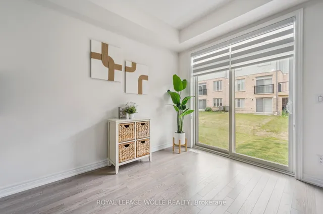 Additional image 10 of 14 Roywood St