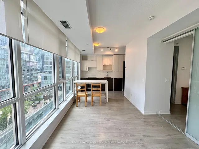 Additional image 5 of 199 Richmond St Unit 1004