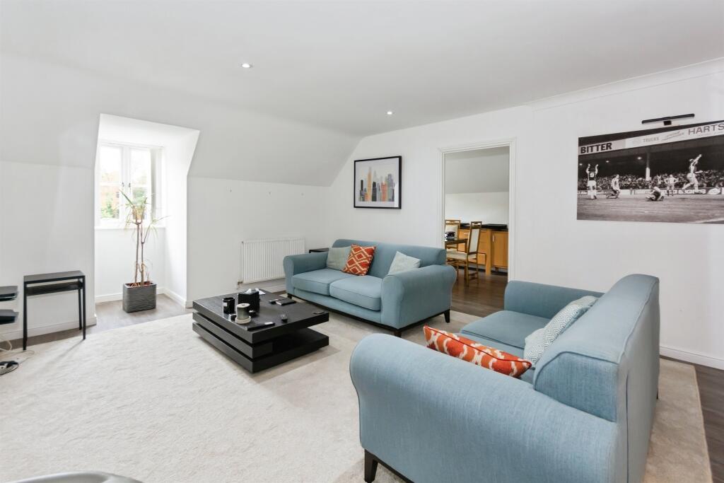 Additional image 5 of Oakhill Close, Birmingham