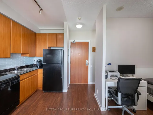 Additional image 4 of 30 Canterbury Pl Unit 515