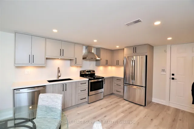房产图片 30 - 514 Petawawa Cres