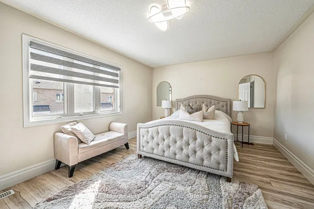 Additional image 22 of 18 Merrickville Way