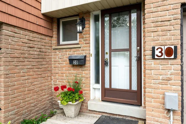 Additional image 3 of 15 Guildwood Pkwy Unit 30