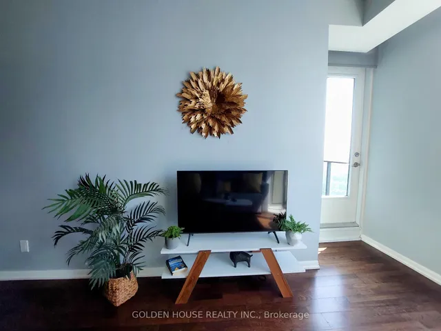 Additional image 4 of 215 Fort York Blvd Unit 2309