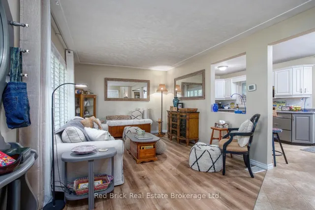 Additional image 6 of 302 Ross Ave