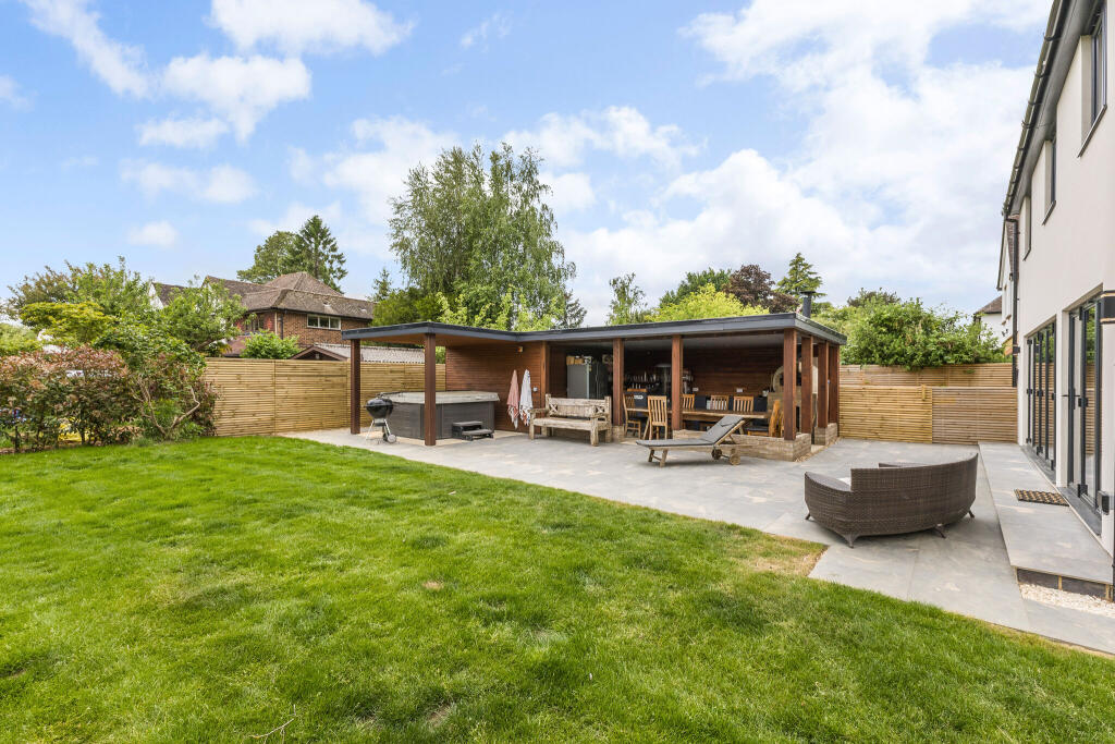 Additional image 16 of Blackmore Way, Wheathampstead, AL4