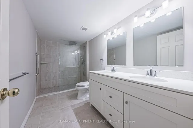 Additional image 22 of 150 WILSON St Unit 215