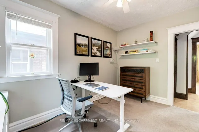 Additional image 23 of 176 Sherman Ave