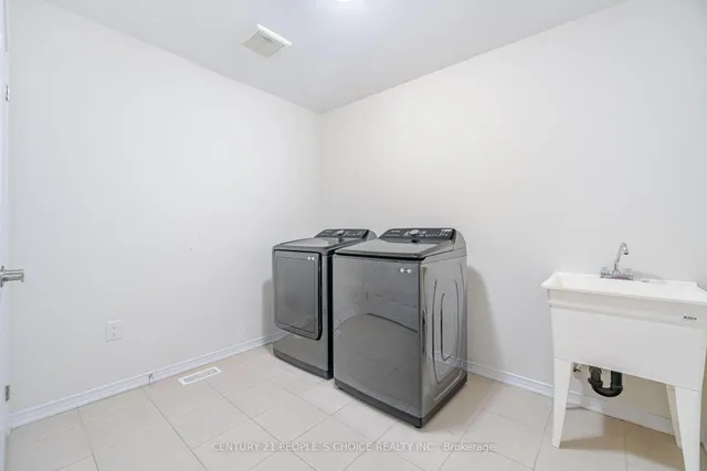 Additional image 41 of 109 Cactus Cres