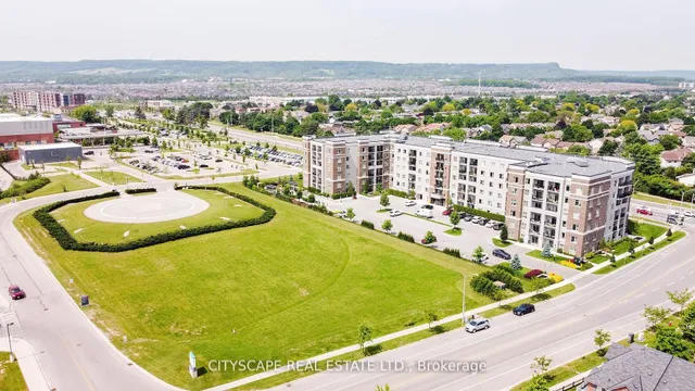 房产图片 40 - 651 Farmstead Dr 单元57