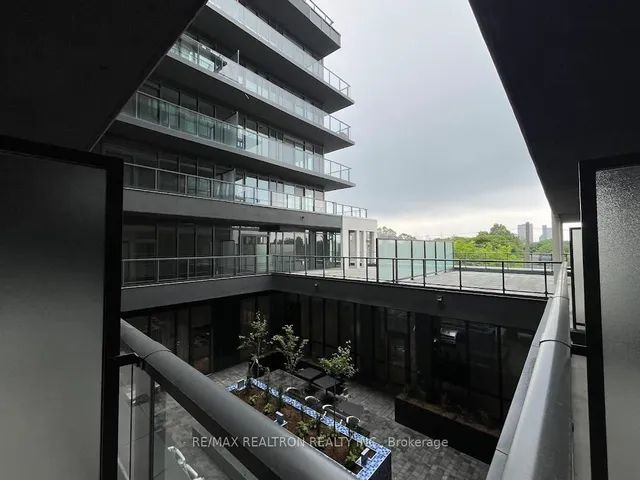 Additional image 28 of 500 Dupont St Unit 301