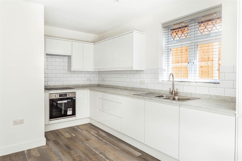 Additional image 3 of Luton Road, Harpenden