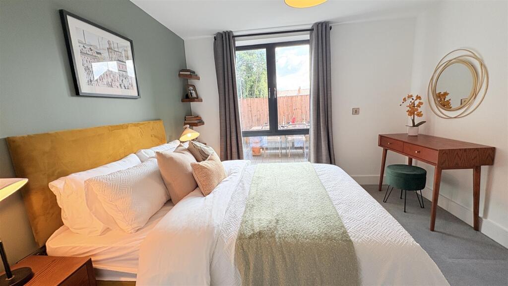 Additional image 17 of Moseley Central, Moseley