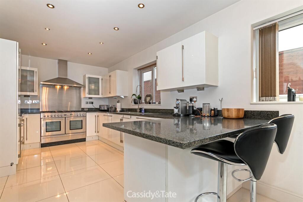 Additional image 5 of Mount Pleasant Lane, Bricket Wood, St Albans