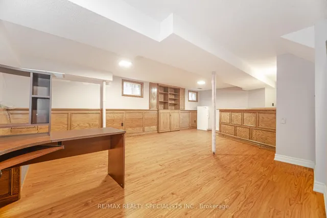 房产图片 34 - 5274 Huntingfield Dr