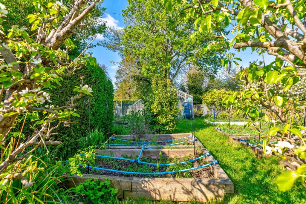 Additional image 32 of Sandpit Lane, St. Albans, Hertfordshire, AL4