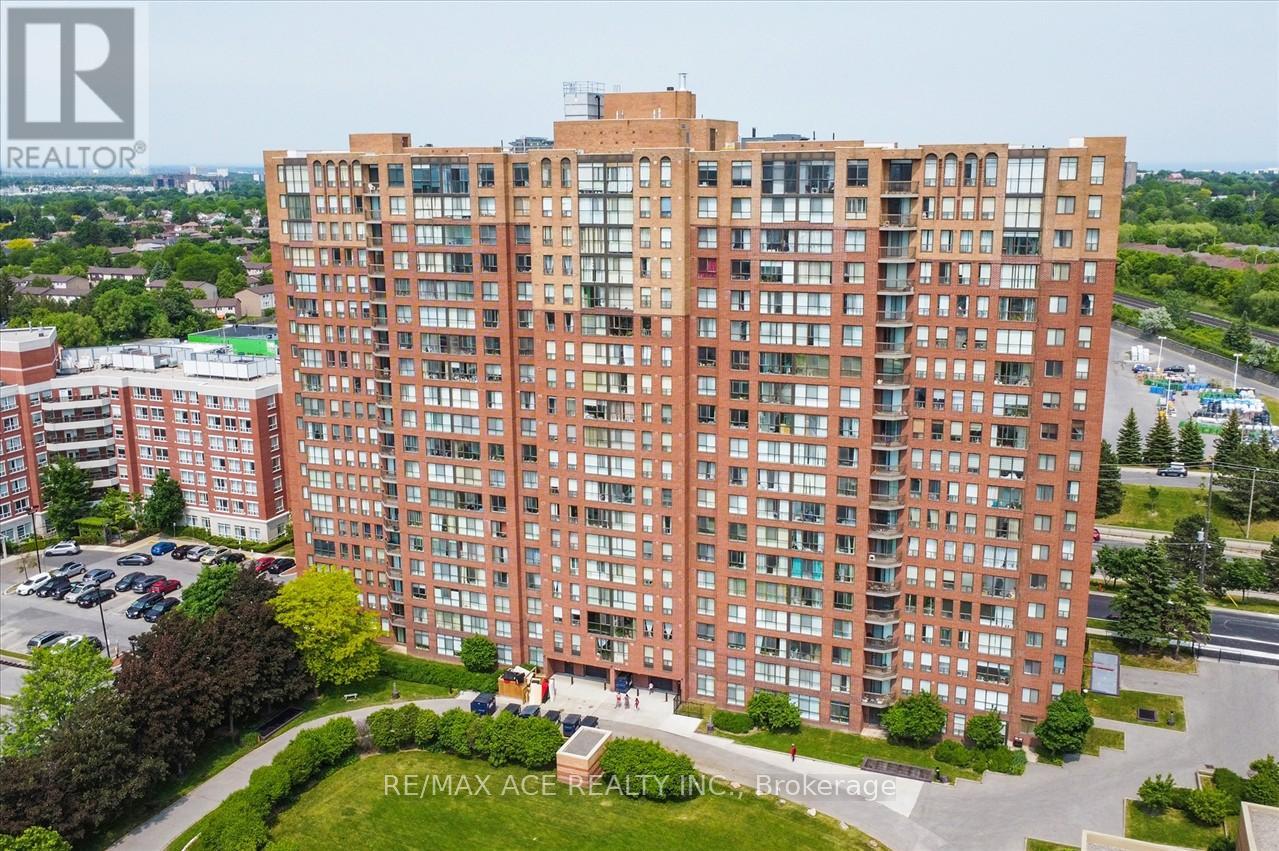 1403 - 330 MCCOWAN ROAD E|Toronto (Eglinton East), Ontario M1J3N3