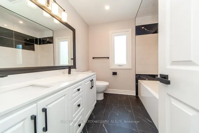 Additional image 36 of 328 Bristol Rd