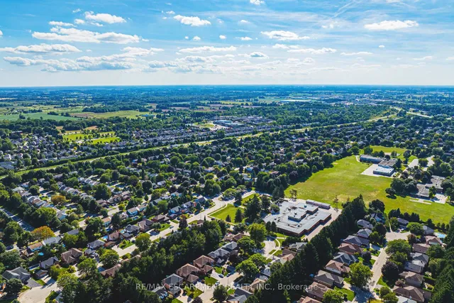 Additional image 49 of 412 Melanie Cres