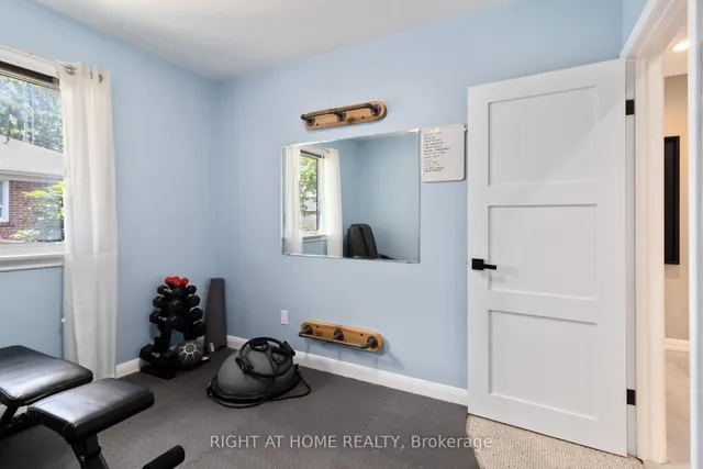 Additional image 22 of 7 Brenda Ave