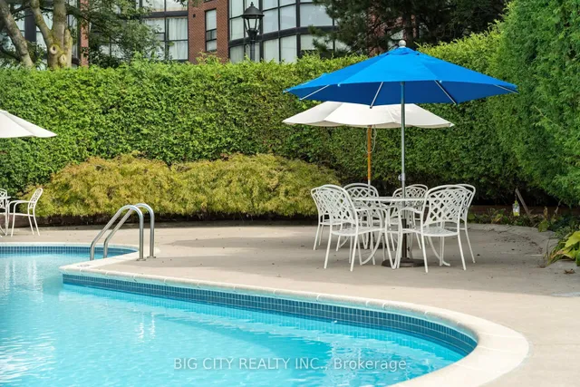 Additional image 27 of 570 Wellington St Unit 12B