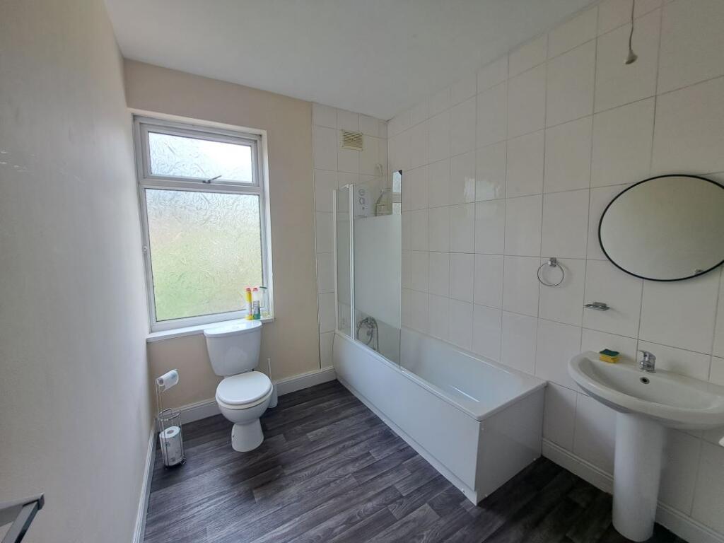 Additional image 12 of 1267 Warwick Road, Acocks Green, Birmingham, West Midlands, B27 6PX