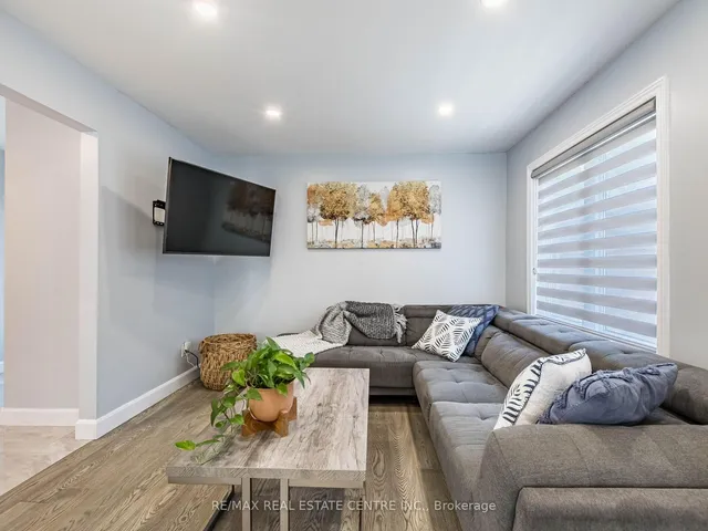 Additional image 13 of 52 Mozart Cres