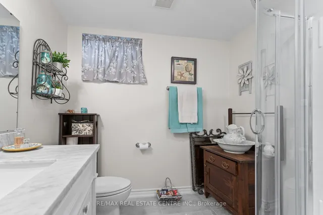 Additional image 46 of 30 Regentview Dr