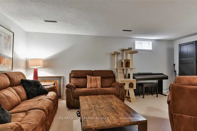 Additional image 16 of 7 Rodeo Ptwy