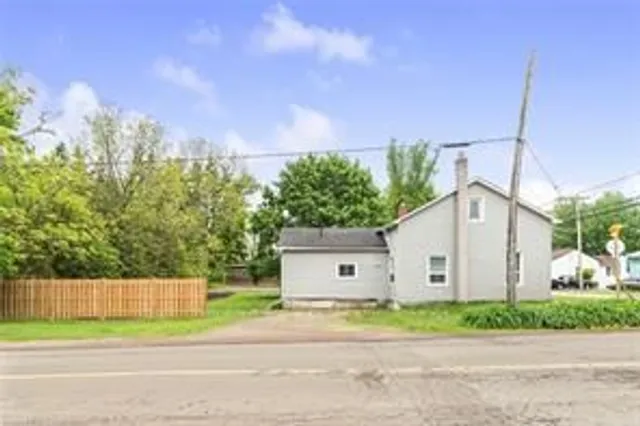 Additional image 41 of 1548 Brock Rd