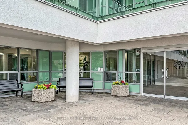 房产图片 3 - 60 Fairfax Cres 单元 211