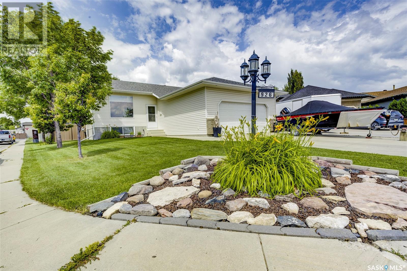 Primary image of 926 Overholt TERRACE|Saskatoon, Saskatchewan S7N4S7