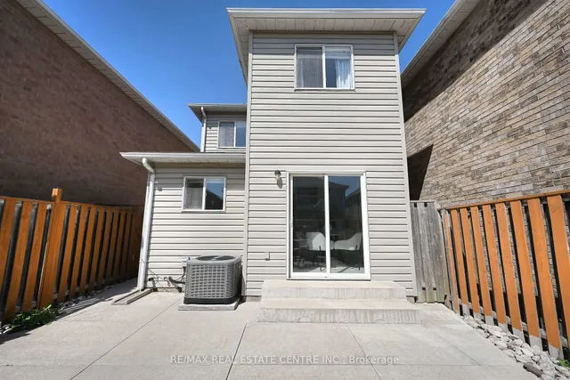 房产图片 49 - 24 Sloan Dr