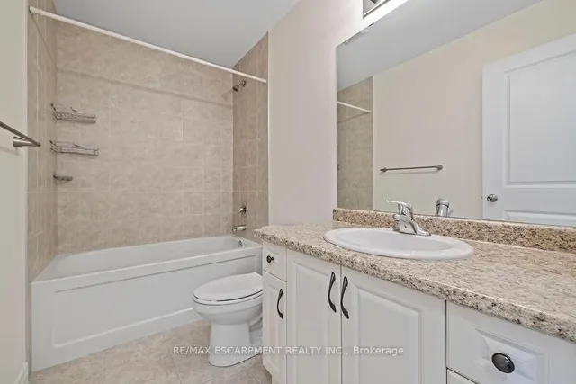 Additional image 32 of 34 Dayman Dr