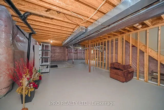 Additional image 24 of 27 jazzberry Rd