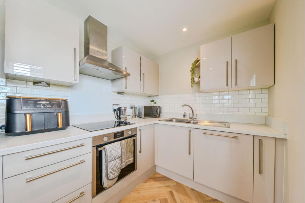 Additional image 8 of Bessemer Road, Welwyn Garden City, AL7